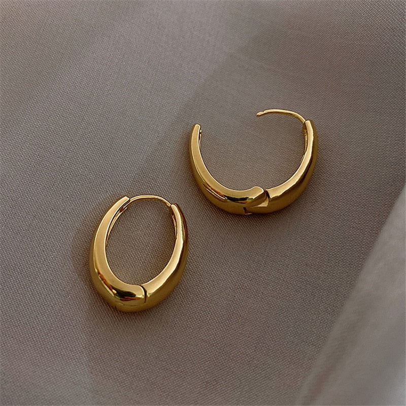 Women Copper Smooth Metal Hoop Earrings